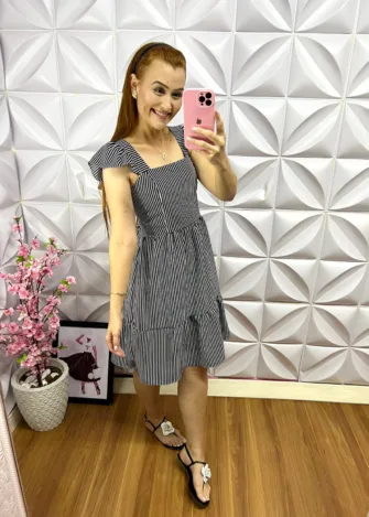 Vestido Alfaiataria Manga Babadinho Listrado Thalita - Preto - Milla Chic