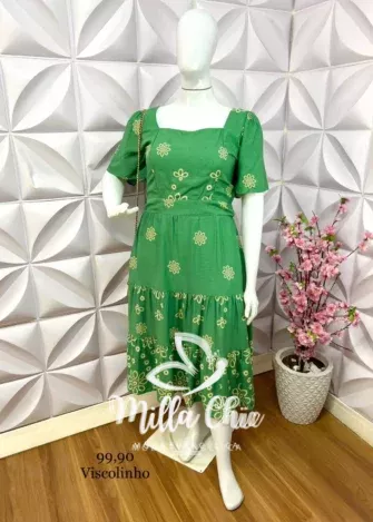 Vestido no Viscolinho Pluss Fatima - Verde - Milla Chic
