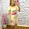 Vestido Sarja com Guipper Curto Maria Alice - Areia e Rosa - Milla Chic