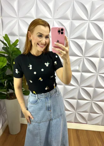 Blusa Tricot Modal Bordada Carol - Preto - Milla Chic