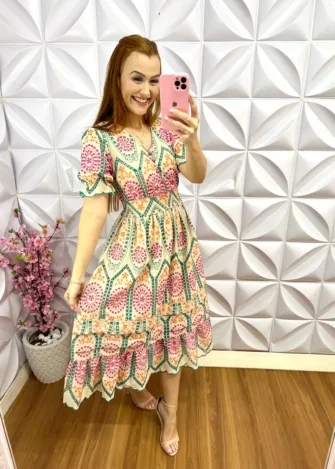 Vestido de Laise 100% Algodão com Alto Relevo Catarina - Verde com Rosa - Milla Chic