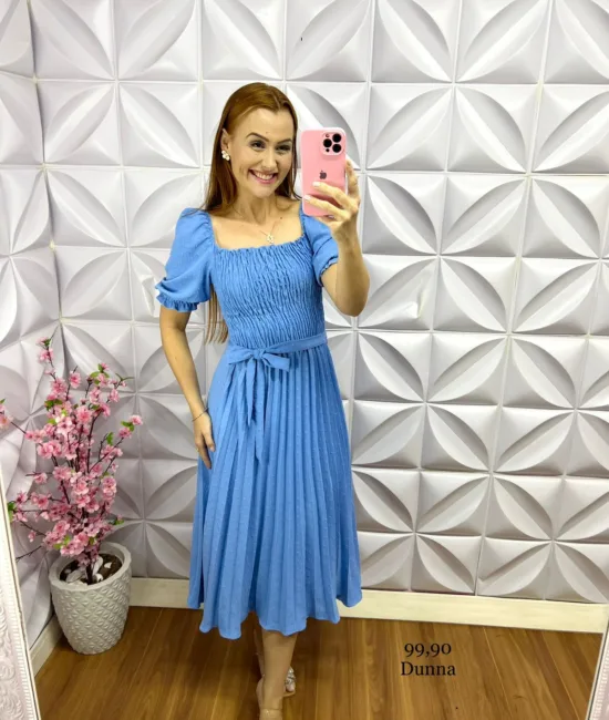 Vestido Pipoquinha com Lastex com Saia Plissada Cassiane - Azul - Milla Chic