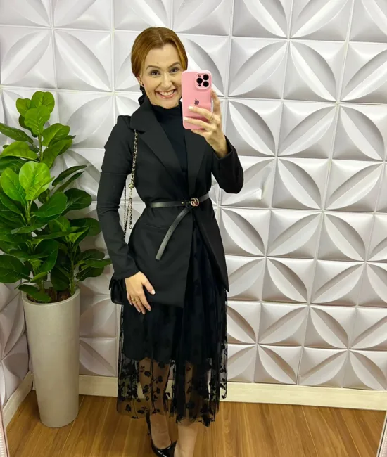 Blazer Alfaiataria Alongado Com Bolso Fabiola - Preto - Milla Chic
