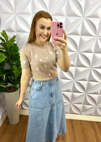 Blusa Tricot Modal Bordada Carol - Areia - Milla Chic