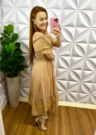 Vestido de Laise de Algodão Bordado Hevelin - Areia - Milla Chic