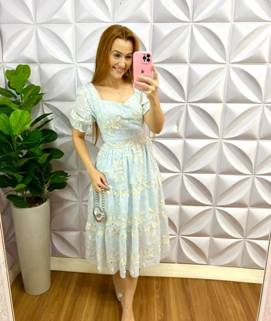 Vestido Laíse 100% Algodão Bordado Em Alto Relevo Helena - Azul Bebe - Milla Chic