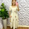 Milla Chic - millachic com br vestido linhocel bordado manga princesa longo luara areia e rosa Vestido Linhocel Bordado Manga Princesa Longo Luara - Areia  e Rosa - Milla Chic