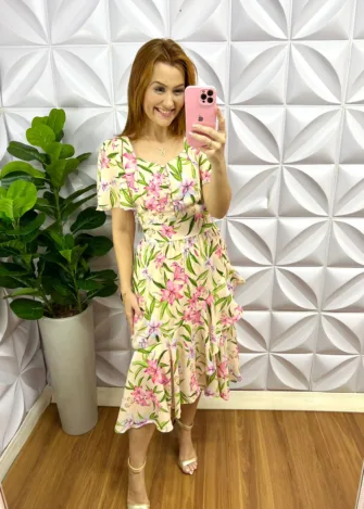 Vestido no Chiffon Floral Mídi Catarina - Amarelo - Milla Chic
