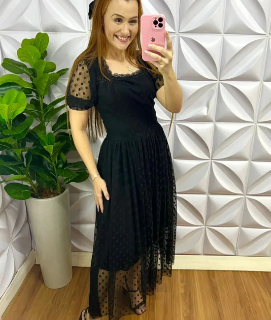 Vestido Tule Bolinha Com Guipper Longo Anastásia - Preto - Milla Chic