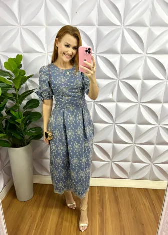 Milla Chic - millachic com br conjunto jeans bordado midi com manga princesa priscila azul claro copia 3 Conjunto Jeans Bordado Mídi Com Manga Princesa Priscila - Azul Acinzentado - Milla Chic