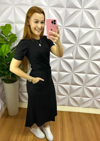 Conjunto Tecido Moletinho Com Bolsos Na Blusa e Saia Mídi Melissa - Preto - Milla Chic