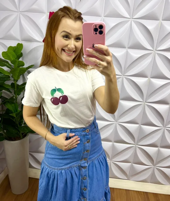 Tshirt com Cereja Silcada Malha de Algodão Maiby - Off - Milla Chic