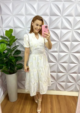 Milla Chic - millachic com br vestido laise de algodao midi laura azul com branco copia 3 Vestido Laise de Algodão Mídi Laura - Branco e Areia - Milla Chic