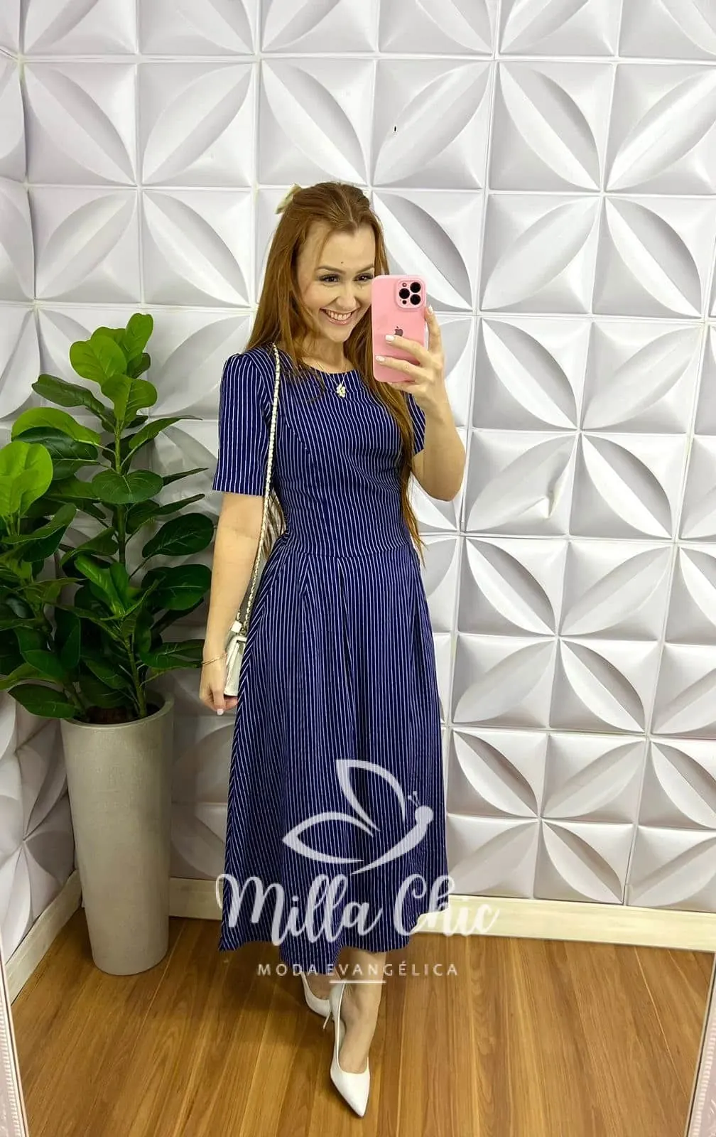 Vestido Linho Com Algodão Risca De Giz Penélope – Azul – Milla Chic Vestido Linho Com Algodão Risca De Giz Penélope - Azul - Milla Chic