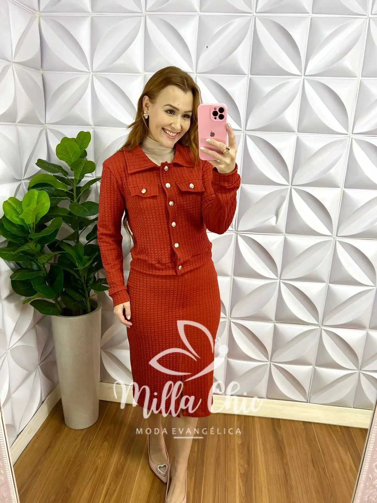 Conjunto Crepe Burble Casaco e Saia Mídi Elie – Terra Cota – Milla Chic Conjunto Crepe Burble Casaco e Saia Mídi Elie - Terra Cota - Milla Chic