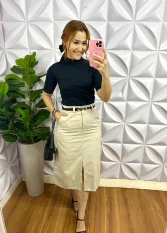 Blusa Canelada Com Manga 3/4 Gola Alta Paty - Preta - Milla Chic