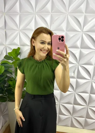 Blusa Dunna Gola Drapeada Manga Babadinho Olivia - Verde - Milla Chic