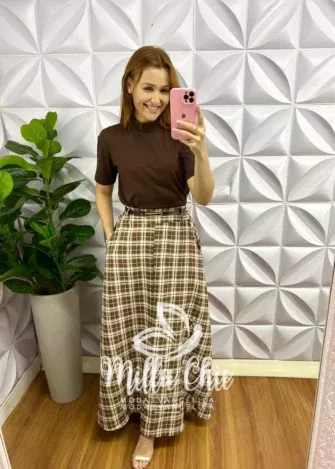 Blusa Malha de Algodão Gola Alta Sara - Marrom - Milla Chic