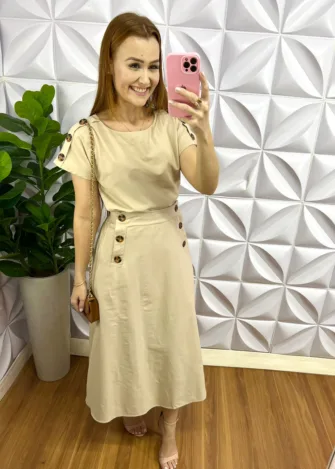 Milla Chic - millachic com br conjunto linho com elastano midi com botao tartaruga teresa mostarda copia Conjunto Linho Com Elastano Mídi Com Botão Tartaruga Teresa - Areia - Milla Chic
