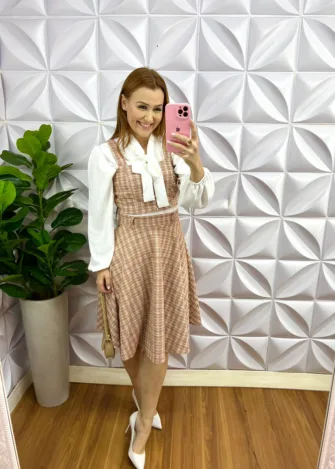 Milla Chic - millachic com br conjunto tweed tres pecas com saia gode elisa preto copia Conjunto Tweed Três Peças Com Saia Godê Elisa - Areia - Milla Chic