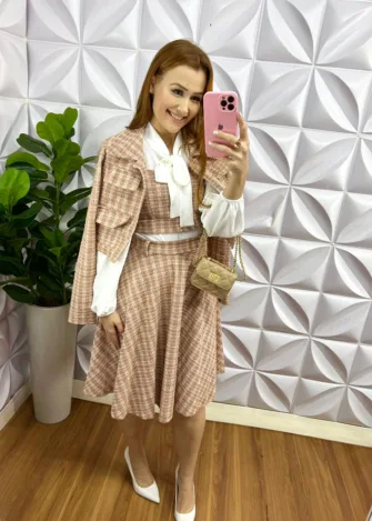 Conjunto Tweed Três Peças Com Saia Godê Elisa - Areia - Milla Chic