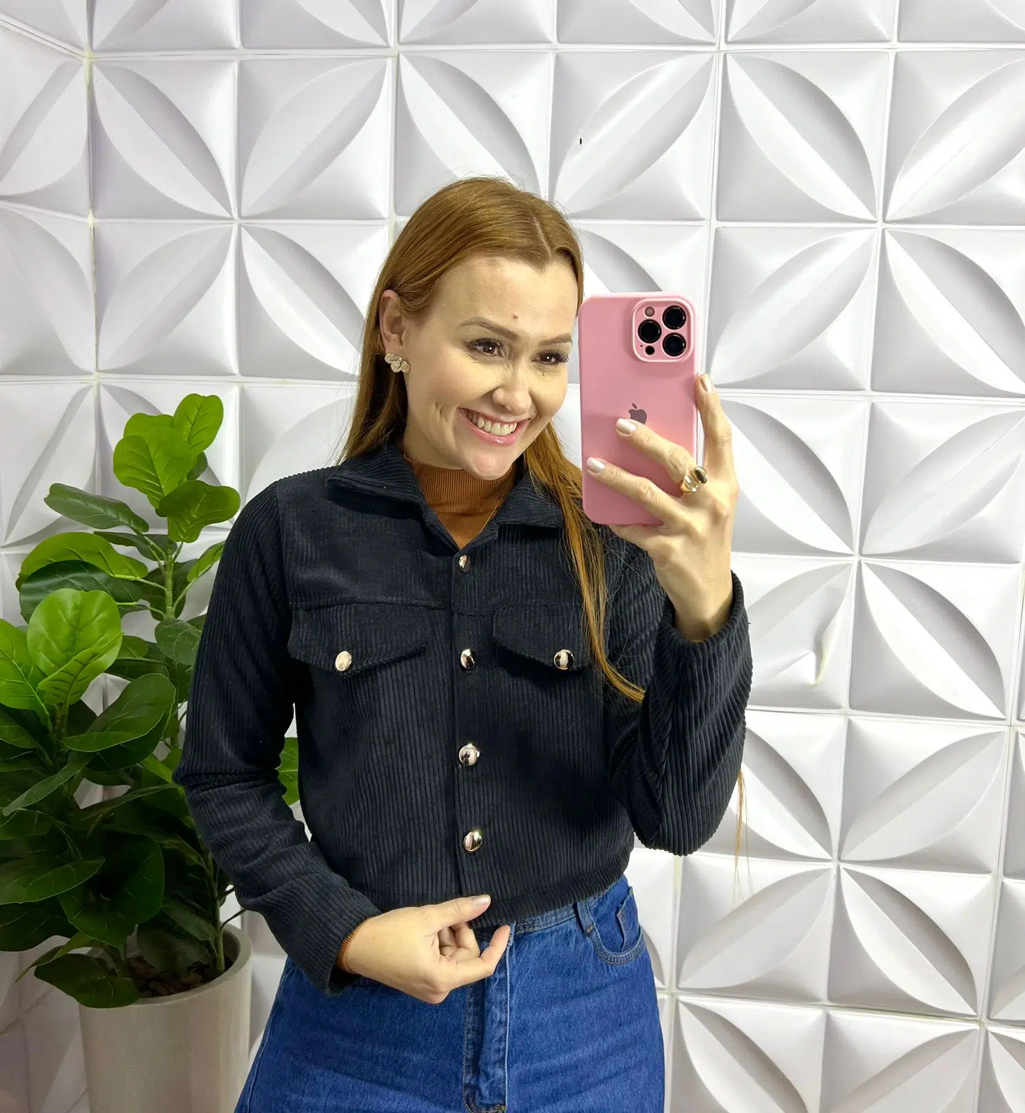 Jaqueta De Cotelê Com Botões Dourados Iris - Preta - Milla Chic
