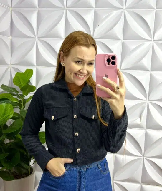 Jaqueta De Cotelê Com Botões Dourados Iris - Preta - Milla Chic
