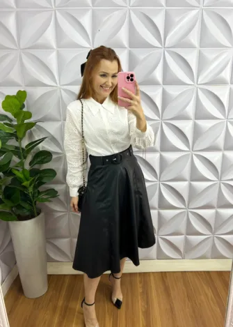 Saia De Couro Cinto Encapado Evase Sirlene - Preta - Milla Chic