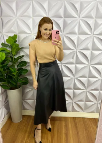Saia Envelope De Couro Mídi Liriane - Preta - Milla Chic