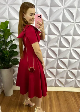 Vestido Crepe Alfaiataria Mídi Godê Com Laço Alice - Cherry - Milla Chic