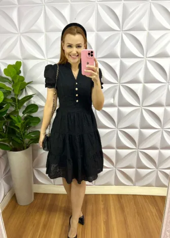 Vestido Lasie Algodão Mangas Princesa Com Botões De Perolas Catarina - Preto - Milla Chic
