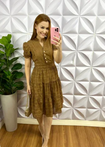 Vestido Lasie Algodão Mangas Princesa Com Botões De Perolas Catarina - Marrom Cappuccino - Milla Chic