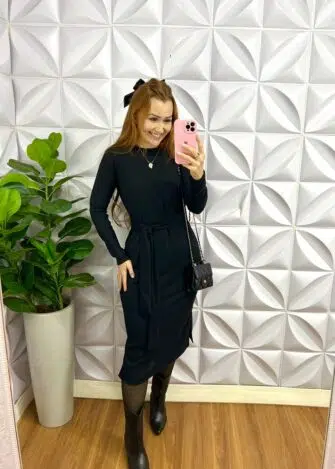 Vestido Lãzinha Midi Com Fendas Laterais Elaine - Preto - Milla Chic