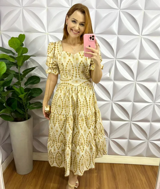 Vestido Linho Bordado Manga Princesa Mídi Luara - Amarelo - Milla Chic