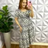 Vestido Linho Bordado Manga Princesa Mídi Luara - Azul - Milla Chic