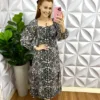 Vestido Viscolinho Estampado Mídi Com Manga Longa Nicole - Preto - Milla Chic