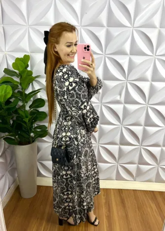 Vestido Viscolinho Estampado Mídi Com Manga Longa Nicole - Preto - Milla Chic
