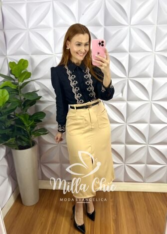Camisa Linho Babado Sobreposto Bordado Manga Longa Zelândia - Preto - Milla Chic