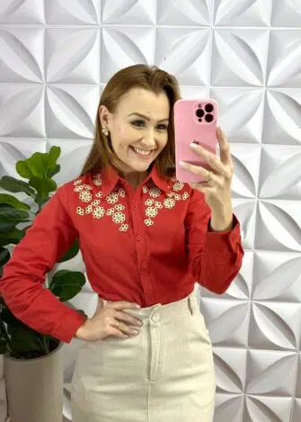 Camisa Linho Bordado Richilieu Manga Longa Brenda - Terra Cota - Milla Chic