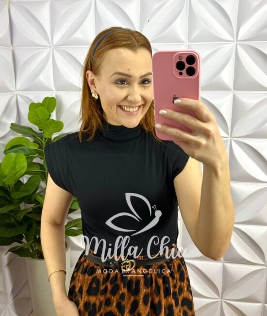 Tshirt Muscle Tee Viscolycra Gola Alta Mary - Preta - Milla Chic