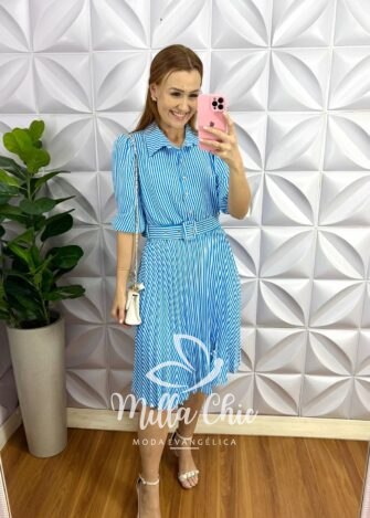 Milla Chic - millachic com br vestido alfaiataria listrado com saia plissada manga 78 aurora azul 1 Vestido Alfaiataria Listrado Com Saia Plissada Manga 7/8 Aurora - Azul - Milla Chic