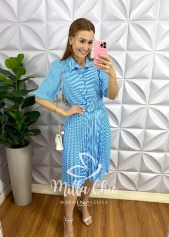 Milla Chic - millachic com br vestido alfaiataria listrado com saia plissada manga 78 aurora azul Vestido Alfaiataria Listrado Com Saia Plissada Manga 7/8 Aurora - Azul - Milla Chic