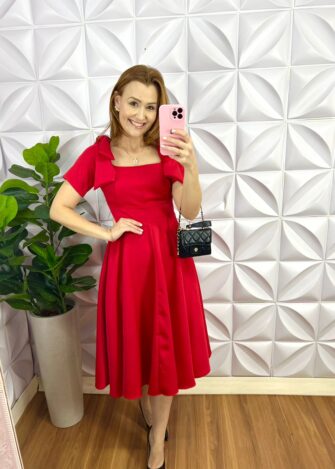 Vestido Crepe Alfaiataria Mídi Godê Com Laço Alice - Vermelho - Milla Chic