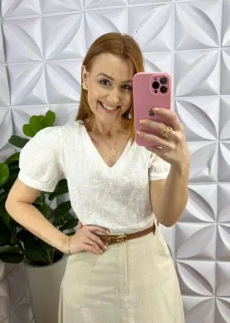 Blusa Cambraia de Linho Bordado Com Manga Princesa Rafaela - Branca - Milla Chic
