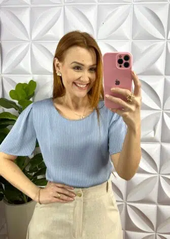 Blusa Cetim Manga Levemente Princesa Joana - Azul - Milla Chic