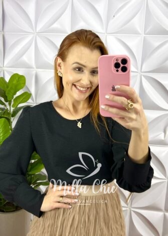 Camisa Dunna Manga Longa Botão Dourado No Punho Karen - Preta - Milla Chic