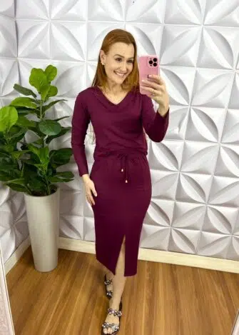 Conjunto Moletinho Manga Longa Saia Mídi Camile - Cherry - Milla Chic