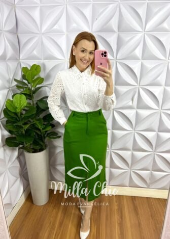 Saia Linho Natural Reta Com Fenda Frontal Camélia - Verde - Milla Chic