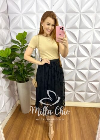 Saia Tule Mídi Com Flores Bordadas Isabella - Preta - Milla Chic