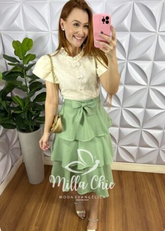 Milla Chic - millachic com br blusa cambraia de linho com aplicacao de coracao barbie areia 2 Blusa Cambraia de Linho Com Aplicação de Coração Barbara - Areia - Milla Chic